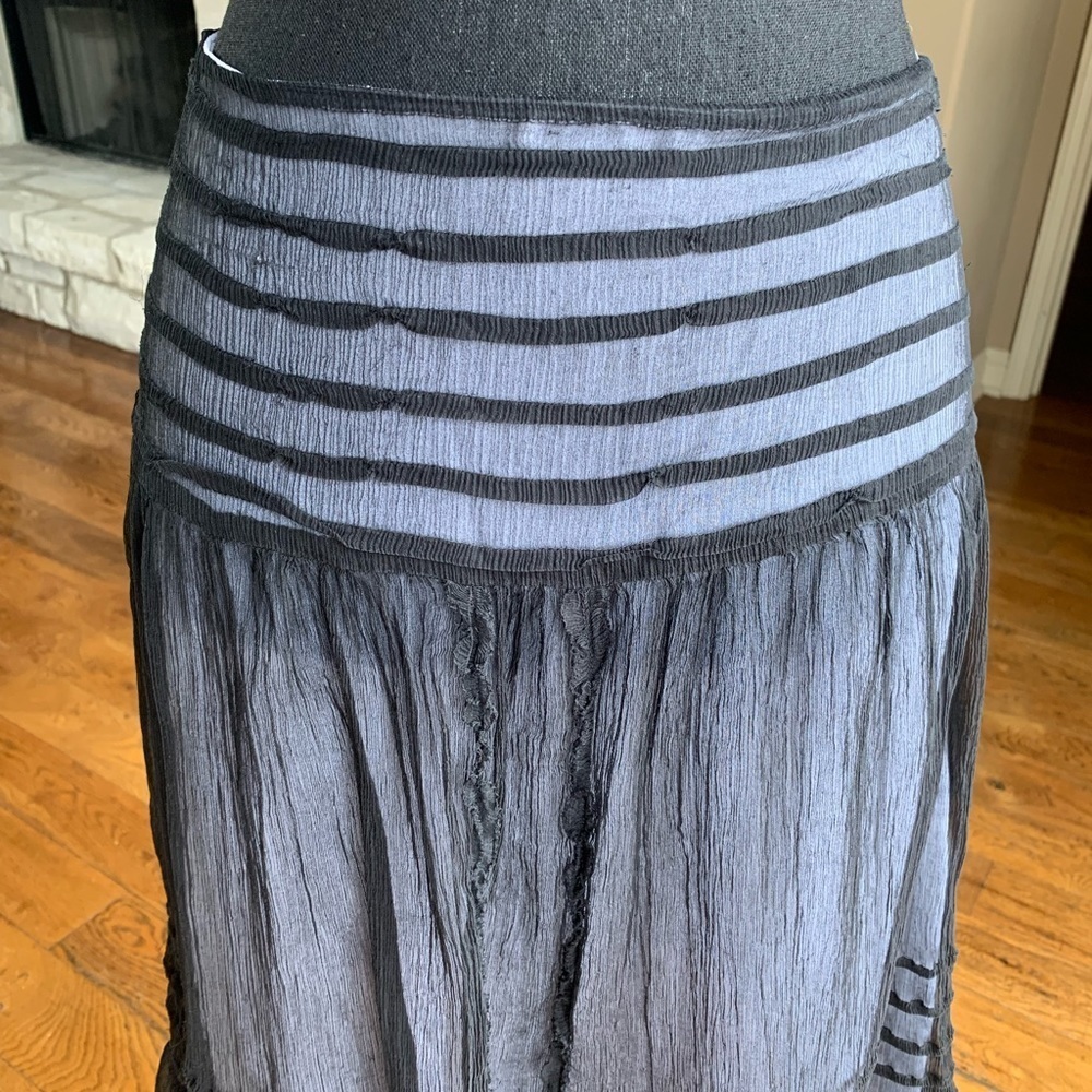 Sophia Michelle LA‎ Sheer Chiffon Skirt - Picture 2 of 12